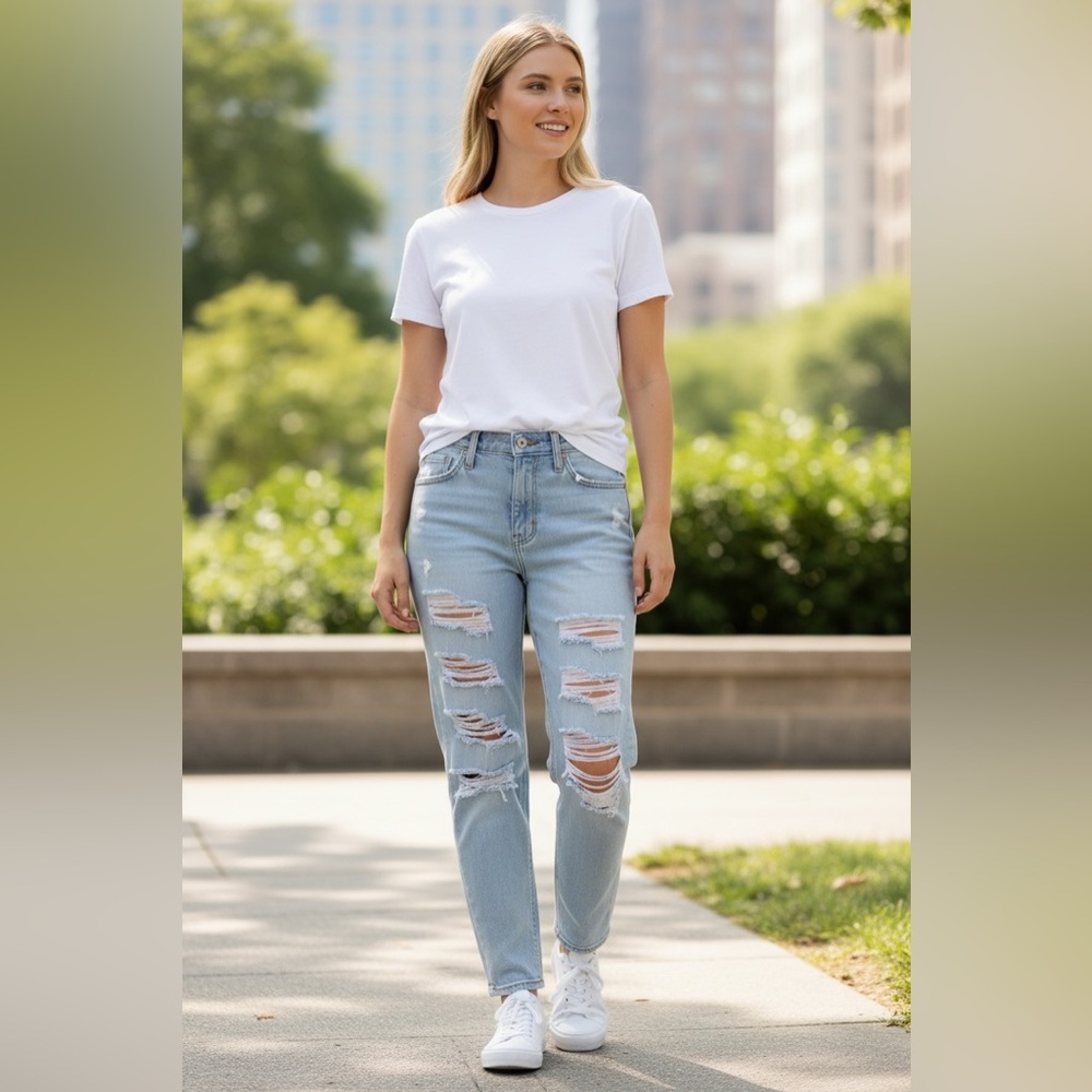 Levi 721 Distressed Jeans
